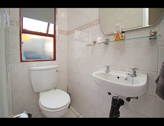 3 BEDROOM TOWNHOUSE FOR SALE IN BEDFORD GARDENS